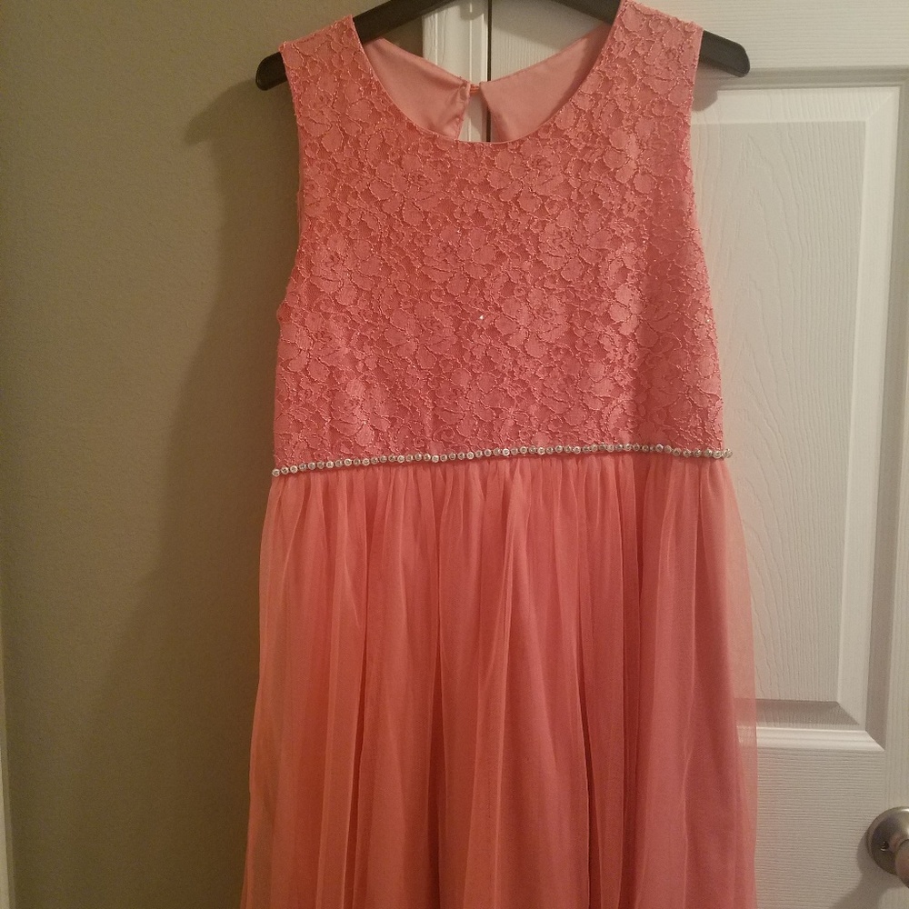 Girls dress